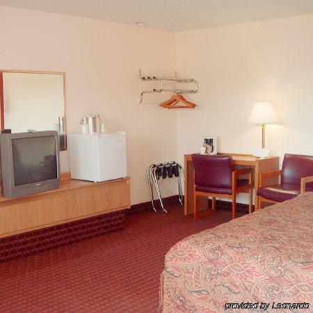 Budget Inn - Farmington Δωμάτιο φωτογραφία